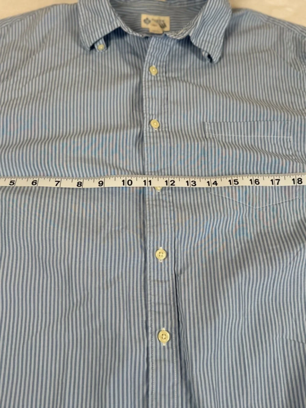 J Crew Men's Button Up Long Sleeve Shirt Size Large - Blue Pinstripe